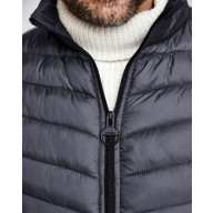 New Canadian dynevest til mænd