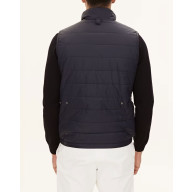 Oscar Jacobson dynevest til mænd