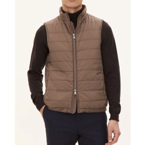 Oscar Jacobson dynevest til mænd